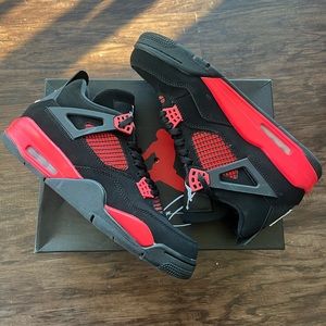 Air Jordan 4 Red Thunder